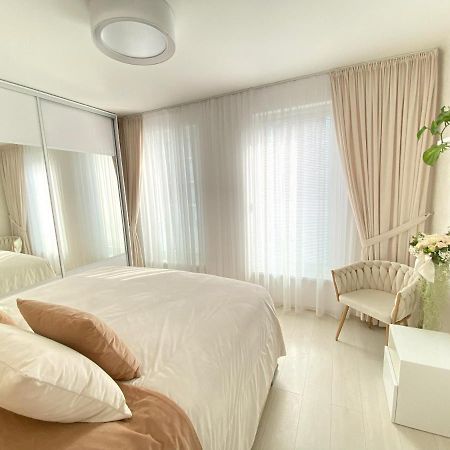 ברטיסלאבה Die Eleganz - Apartment Near The City Center With Free Parking מראה חיצוני תמונה