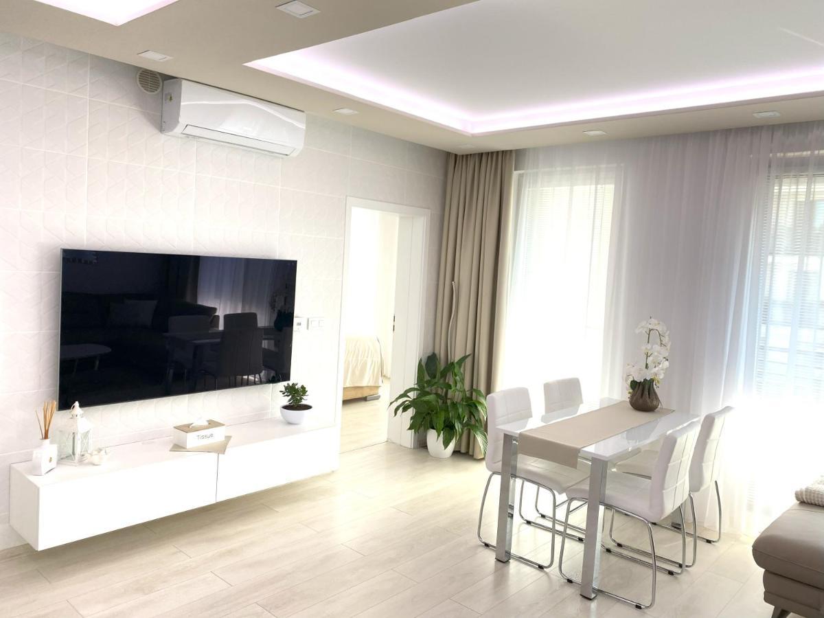 ברטיסלאבה Die Eleganz - Apartment Near The City Center With Free Parking מראה חיצוני תמונה